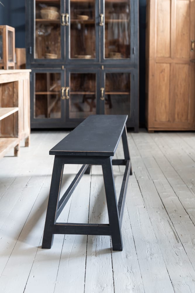BENCHE reclaimed wood bench in black Soulosofie Mallorca